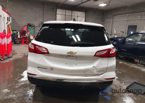 2021 Chevrolet Equinox Awd Lt z USA, uszkodzony, nr VIN 3GNAXUEV8MS175680